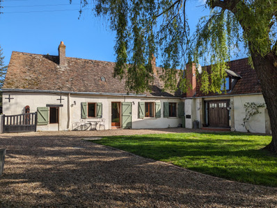 Maison à vendre à Aubigné-Racan, Sarthe, Pays de la Loire, avec Leggett Immobilier