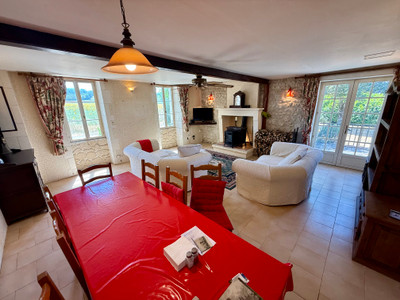 French property for sale in Chillac, Charente - €162,000 - photo 3