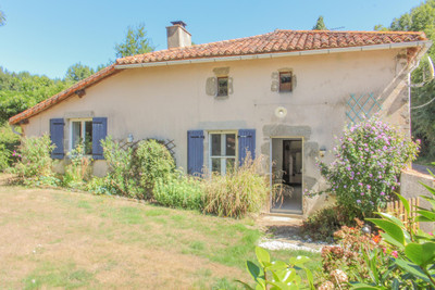 house for sale in Deux-Sèvres