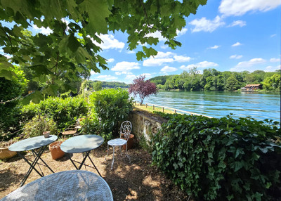 French property for sale in Le Coudray-Montceaux, Essonne - €1,300,000 - photo 2