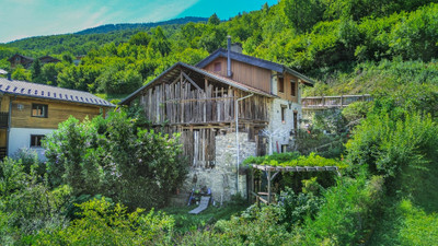 Ski property for sale in Meribel - €685,000 - photo 0