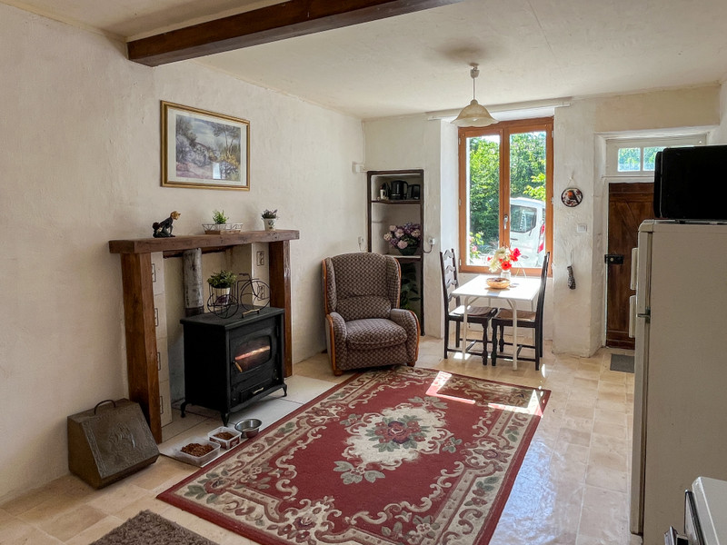 French property for sale in Courcôme, Charente - €233,200 - photo 4
