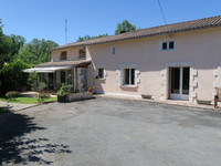 houses and homes for sale inPaizay-le-TortDeux-Sèvres Poitou_Charentes