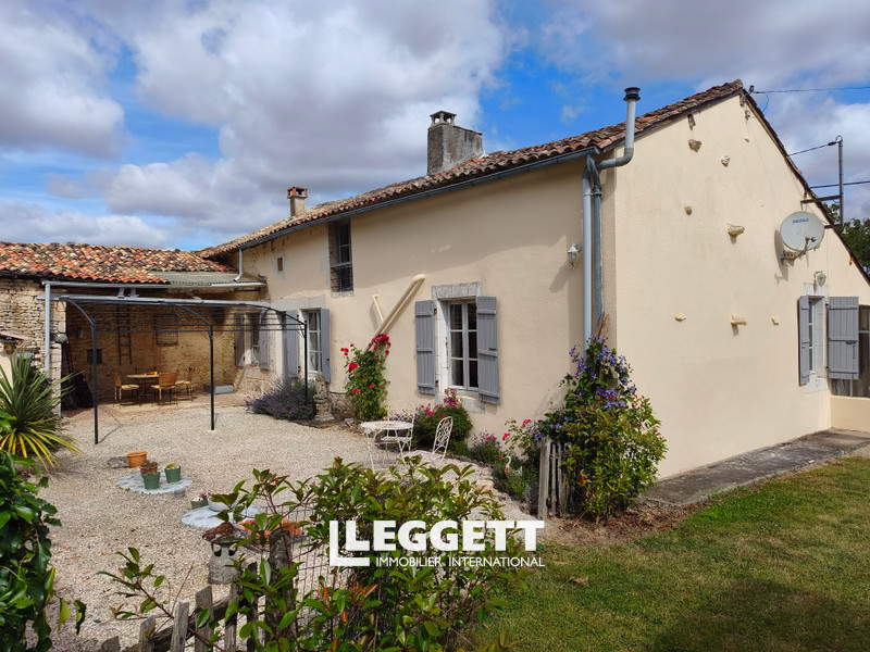 Maison 6 pièce(s), SAINT-MACOUX