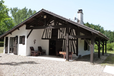 Maison à vendre à Grignols, Gironde, Aquitaine, avec Leggett Immobilier
