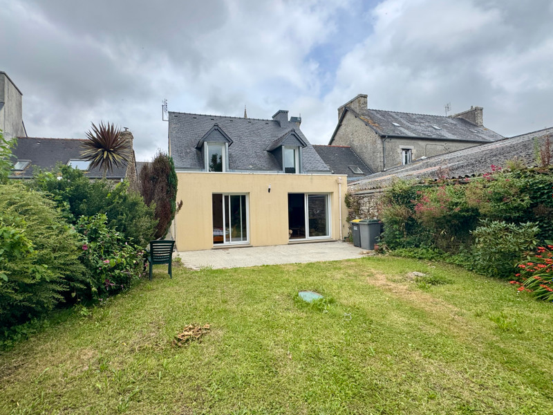 Maison à vendre à Lanhouarneau, Finistère - 227.000 € - photo 1