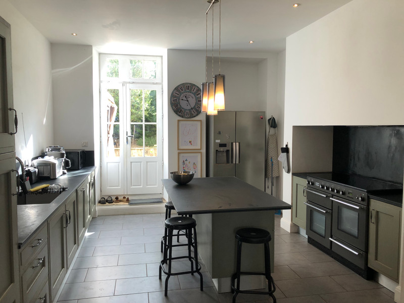 French property for sale in Sauzé-Vaussais, Deux-Sèvres - €249,000 - photo 4
