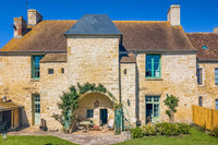Propriété à vendre à Sées, Orne - 498 200 € - photo n°1