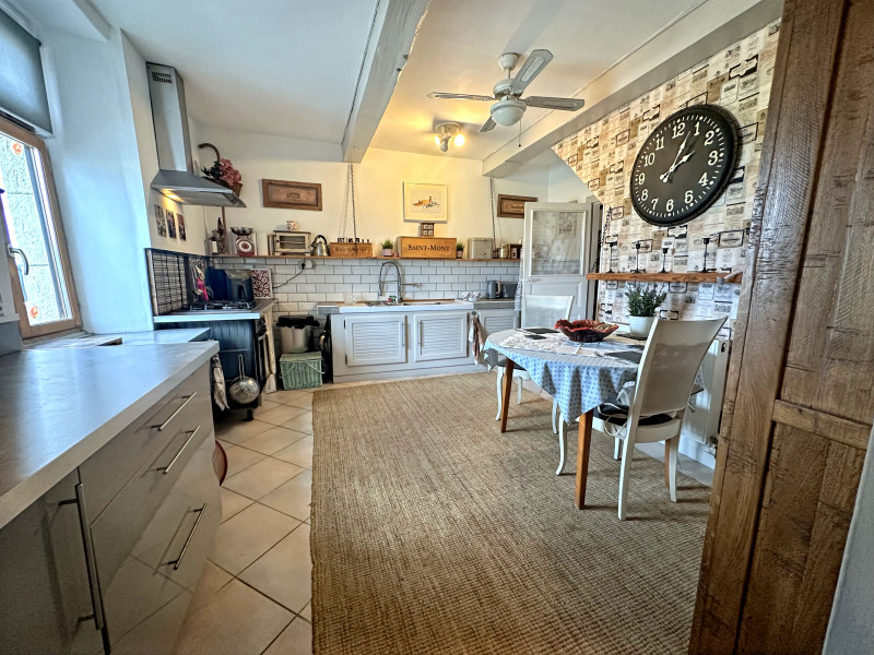 French property for sale in Armous-et-Cau, Gers - €239,000 - photo 4
