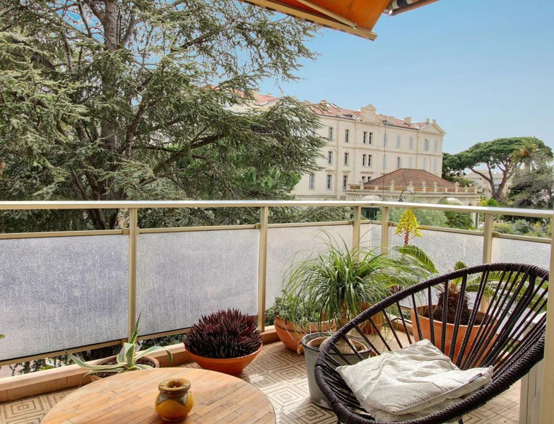Vente Appartement 94m² 4 Pièces à Cannes (06400) - Leggett Immobilier