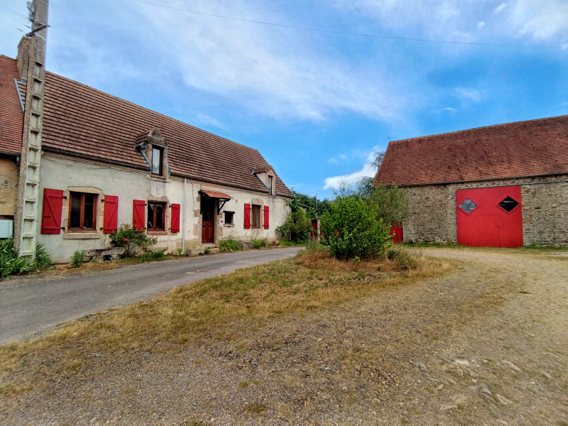 French property for sale in Lussac-les-Églises, Haute-Vienne - €349,000 - photo 0