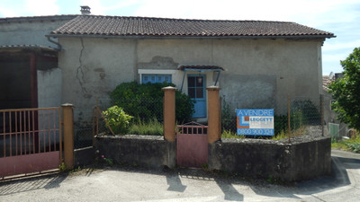 French property for sale in Édon, Charente - €82,500 - photo 2