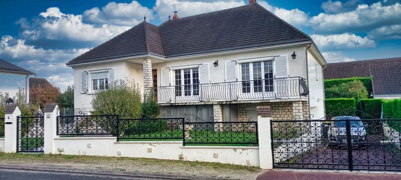 French property for sale in Saint-Sulpice-de-Pommeray, Loir-et-Cher - €279,000 - photo 2