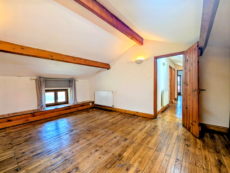 French property for sale in Saint-Romain, Vienne - €130,800 - photo 6
