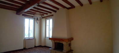 French property for sale in Argentonnay, Deux-Sèvres - €107,693 - photo 2