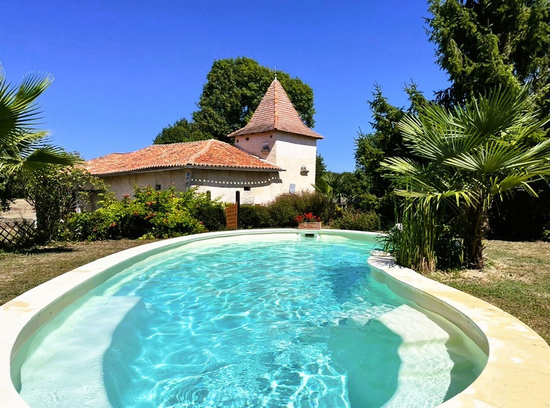 French property for sale in Verteillac, Dordogne - €636,000 - photo 0