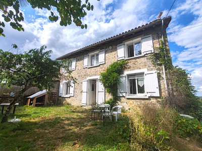 Maison à vendre à Maisonnais-sur-Tardoire, Haute-Vienne, Limousin, avec Leggett Immobilier