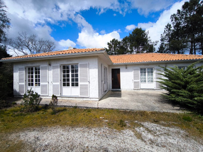Maison à vendre à Lugos, Gironde, Aquitaine, avec Leggett Immobilier