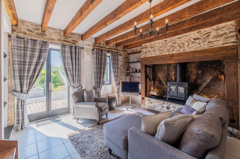 French property for sale in Nanthiat, Dordogne - €575,000 - photo 8