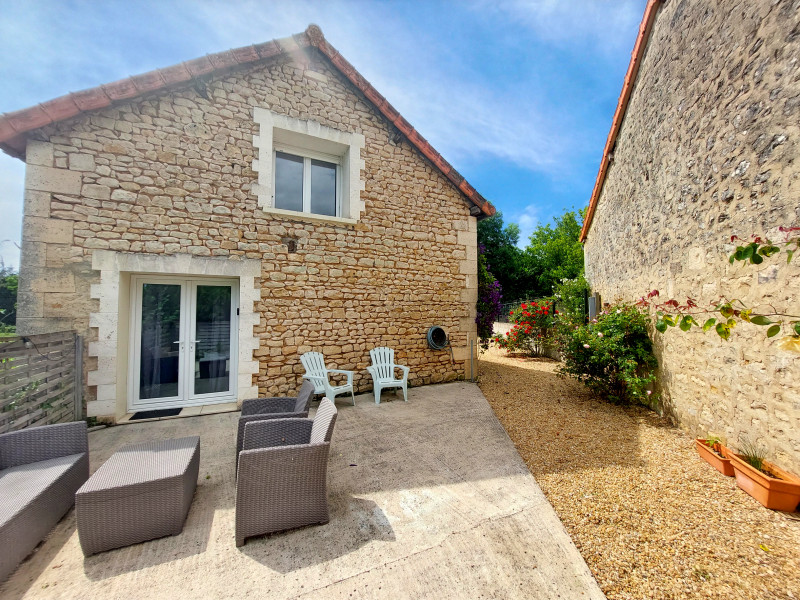 Propriété à vendre à Marthon, Charente - 199 020 €