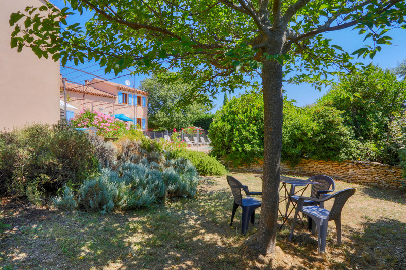 French property for sale in Saint-Saturnin-lès-Apt, Vaucluse - €680,000 - photo 2