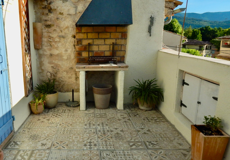French property for sale in La Motte-d'Aigues, Vaucluse - &#8364;365,000 - photo 2