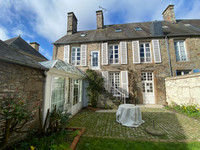 Propriété à vendre à Pontorson, Manche - 359 500 € - photo n°1