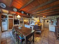 Maison à vendre à Messac, Charente-Maritime - 355.000 € - photo 2
