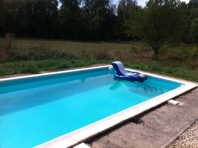 French property for sale in Sommières-du-Clain, Vienne - €349,800 - photo 2