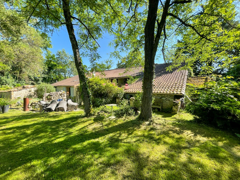 French property for sale in Loubès-Bernac, Lot-et-Garonne - €434,600 - photo 1