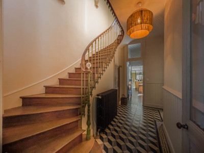 French property for sale in Angoulême, Charente - €520,000 - photo 2