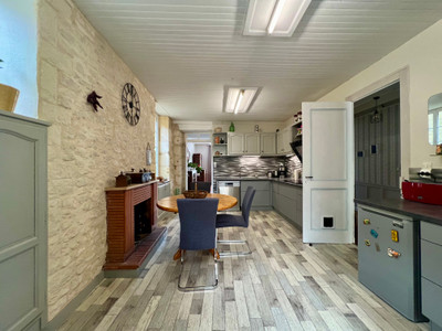 French property for sale in Mirambeau, Charente-Maritime - €324,500 - photo 5