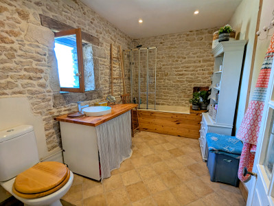 French property for sale in Voulême, Vienne - €178,200 - photo 8