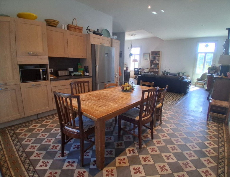 French property for sale in Roujan, Hérault - €495,000 - photo 2
