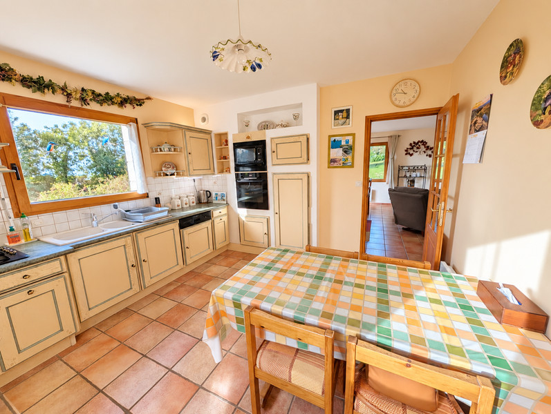 French property for sale in Lohuec, Côtes-d'Armor - €267,500 - photo 3