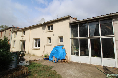 Maison à vendre à Orée d'Anjou, Maine-et-Loire, Pays de la Loire, avec Leggett Immobilier