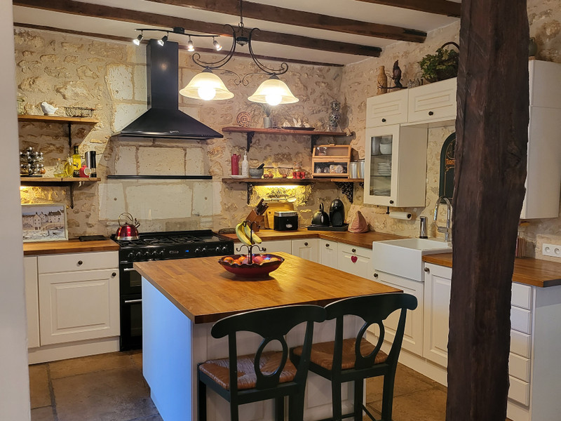French property for sale in Gout-Rossignol, Dordogne - €395,000 - photo 5