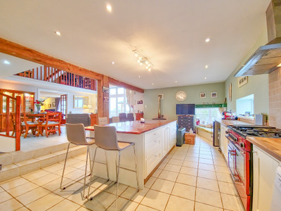 French property for sale in Alloue, Charente - €475,000 - photo 2
