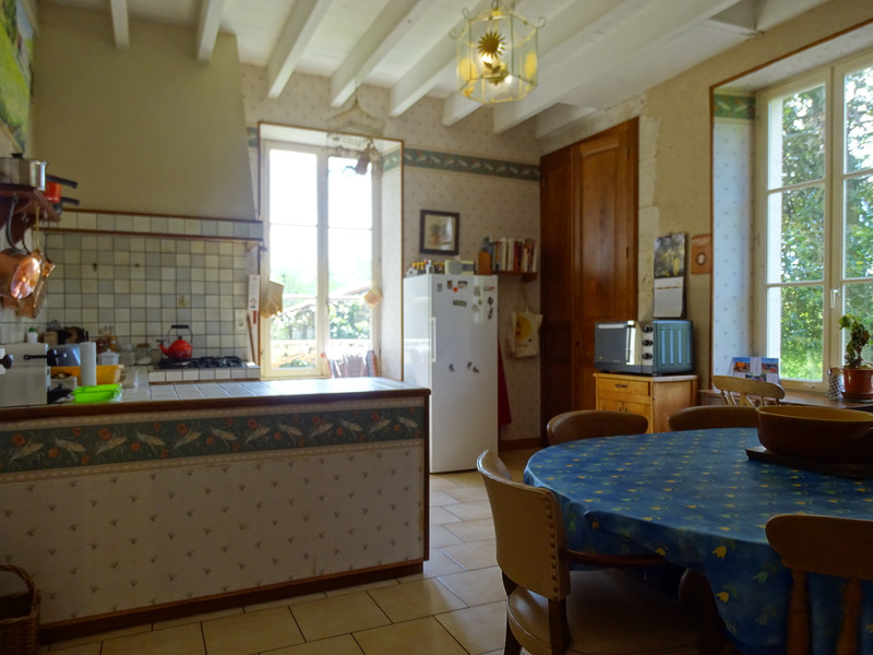 French property for sale in Aigondigné, Deux-Sèvres - €299,500 - photo 7
