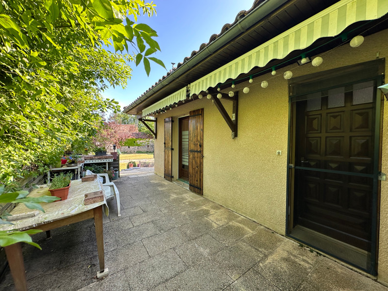 French property for sale in Hautefort, Dordogne - €159,900 - photo 1
