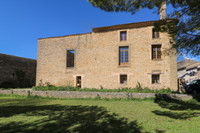 Propriété à vendre à Uzès, Gard - 555 000 € - photo n°1