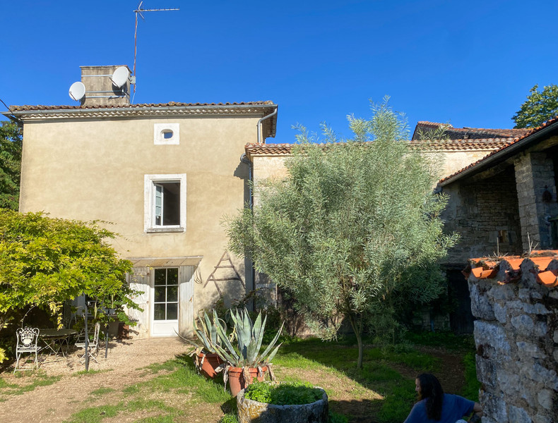 French property for sale in Nanclars, Charente - €183,600 - photo 1