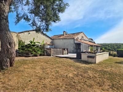 Maison à vendre à Angoulême, Charente, Poitou-Charentes, avec Leggett Immobilier