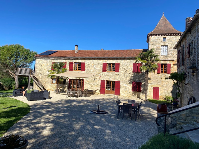 French property for sale in Pontcirq, Lot - €818,000 - photo 3