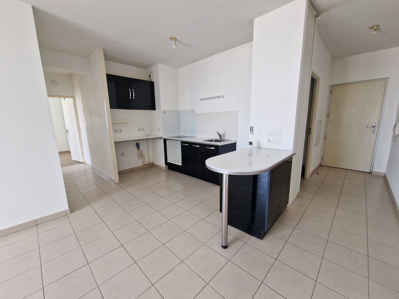 French property for sale in Bègles, Gironde - €239,500 - photo 2