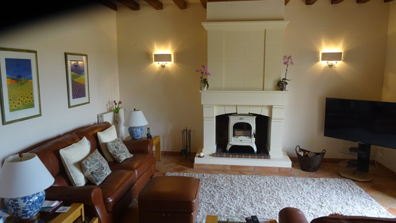French property for sale in Saint-Aulaye, Dordogne - &#8364;371,000 - photo 5