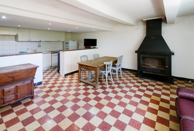 French property for sale in Saint-Christol, Vaucluse - €298,000 - photo 3