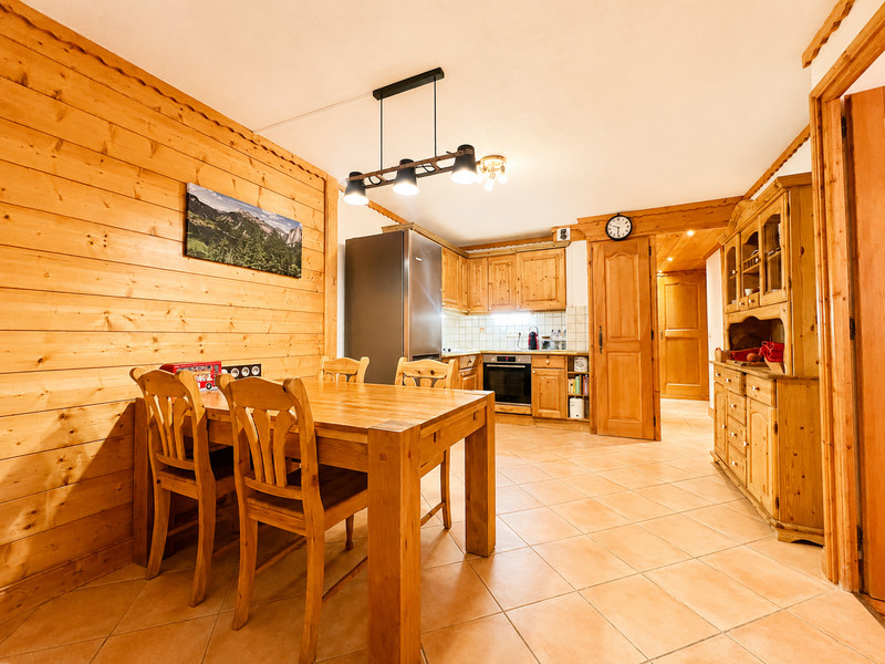 French property for sale in Les Allues, Savoie - €431,000 - photo 7