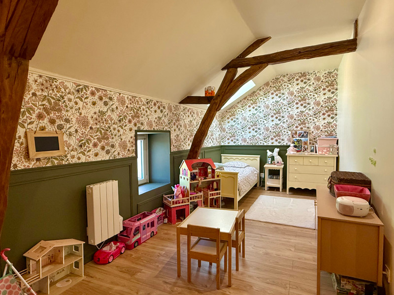 French property for sale in Monts-sur-Guesnes, Vienne - €168,400 - photo 3