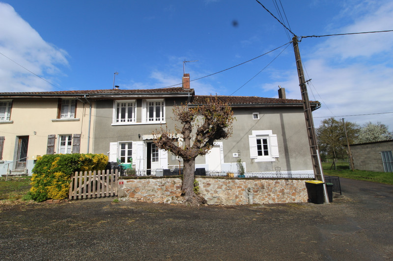 French property for sale in Chabrac, Charente - €89,000 - photo 0